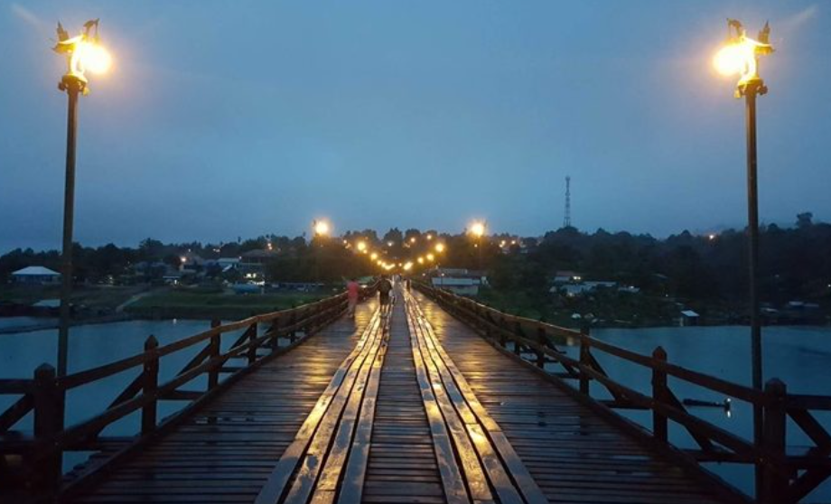 เที่ยวสะพานมอญ อ.สังขละบุรี สะพานไม้ที่ยาวที่สุดในประเทศไทย